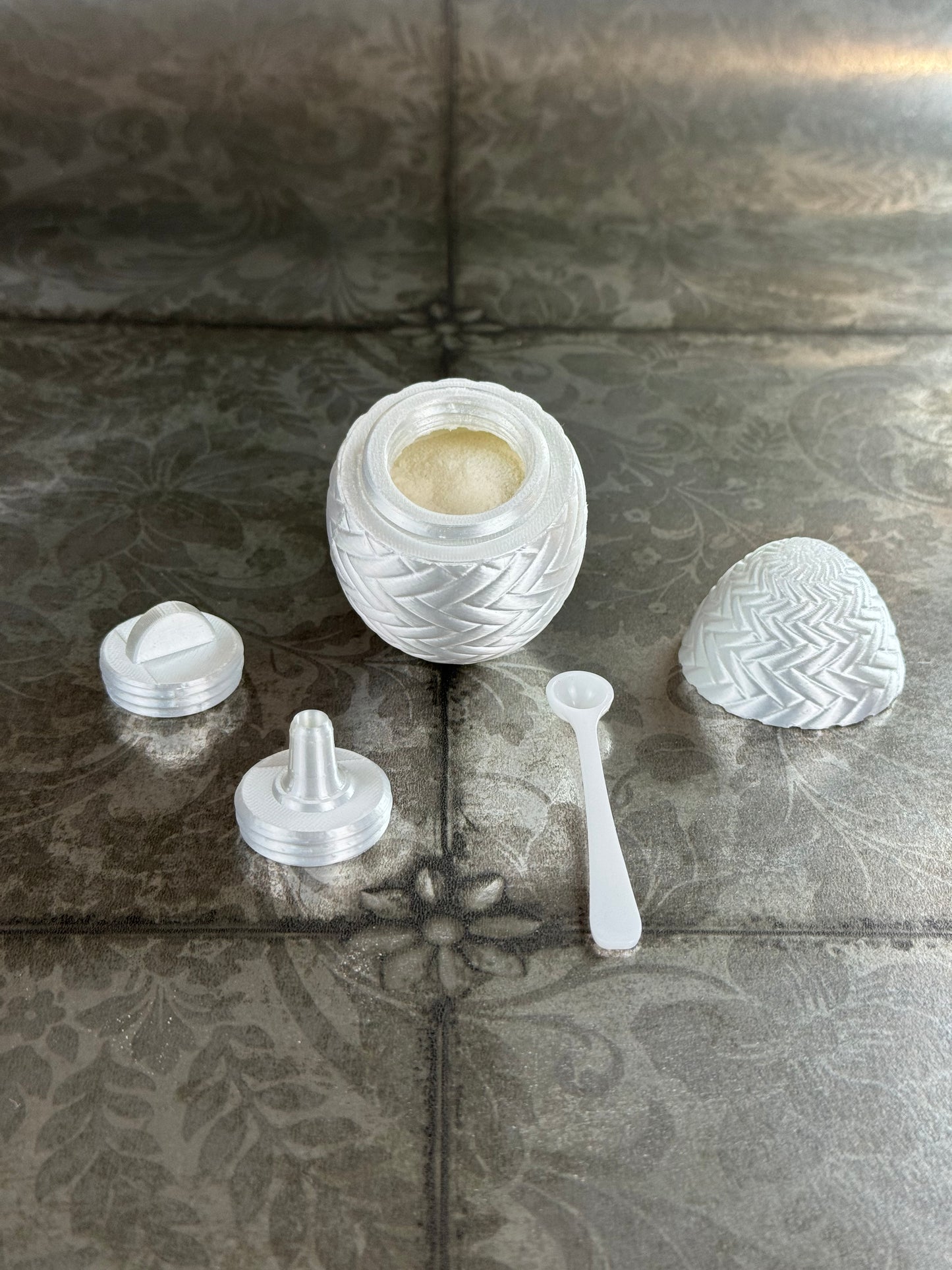 HYDRATE Powder Face Mask - Deep Moisture with Coconut Milk and Avocado | All-natural skincare gifts for thirsty winter skin