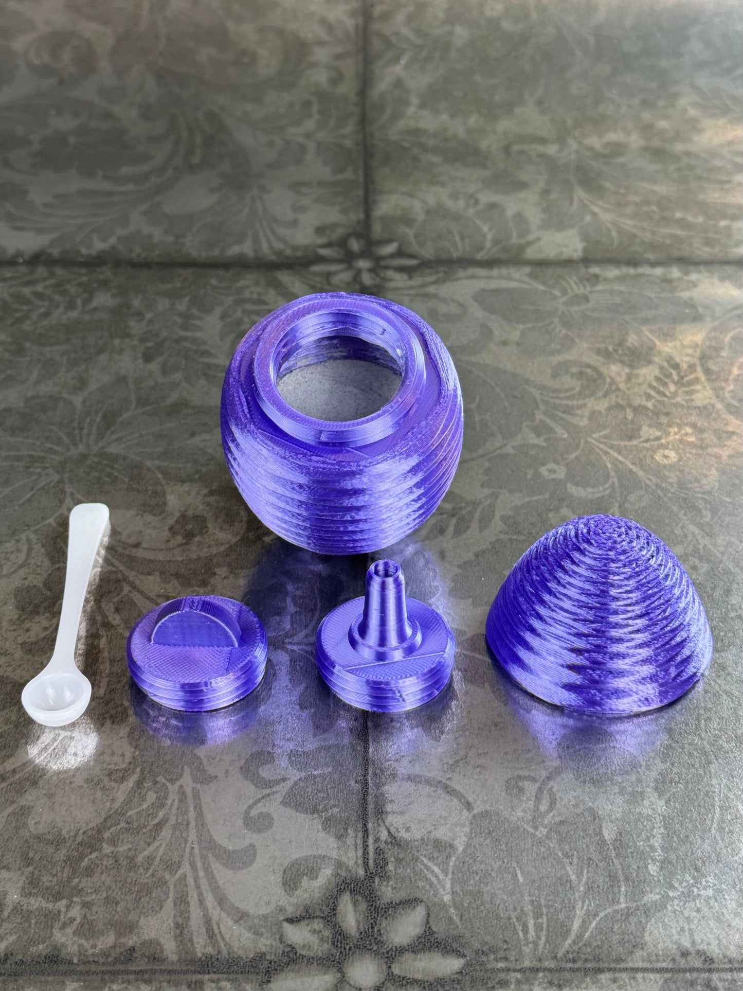 CALM Powder Face Mask - Soothe your skin with Lavender, Yogurt & Honey | All-natural skincare gifts for sensitive skin